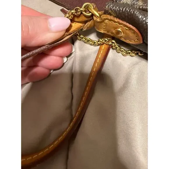 Louis Vuitton Favorite MM Monogram Crossbody bag - Picture 10 of 10